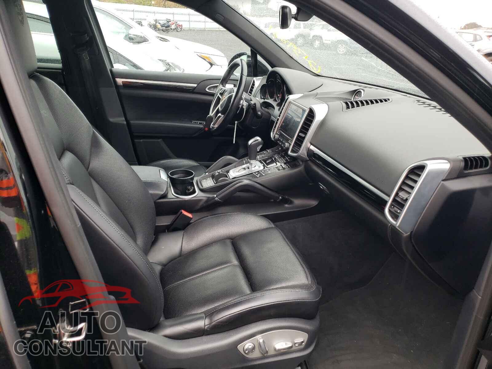PORSCHE CAYENNE 2017 - WP1AA2A2XHKA90544