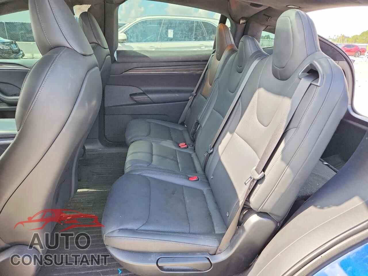 TESLA MODEL X 2024 - 7SAXCDE52RF446248