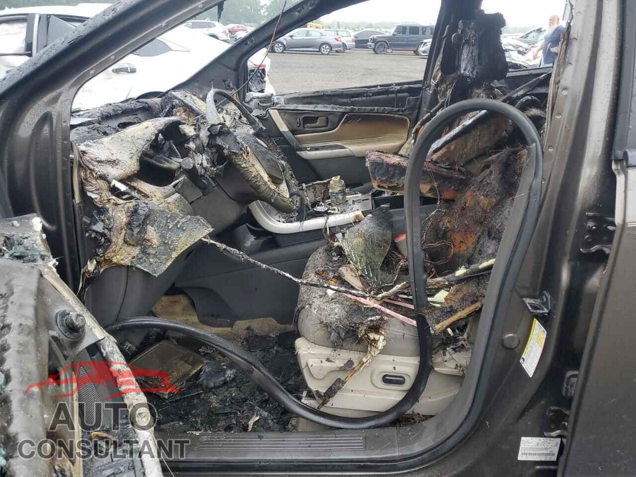 FORD EDGE 2011 - 2FMDK3JC9BBB25534