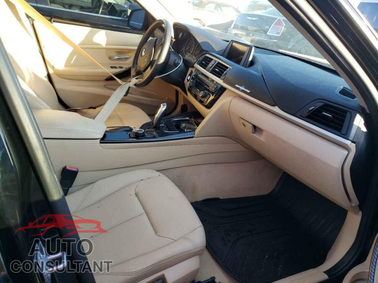 BMW 3 SERIES 2016 - WBA8A9C56GK619306