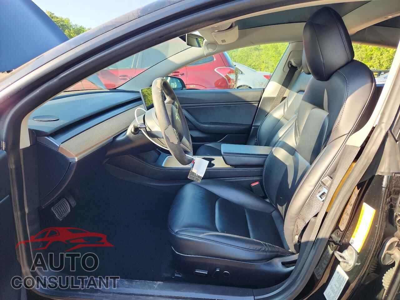 TESLA MODEL 3 2021 - 5YJ3E1EB4MF859534