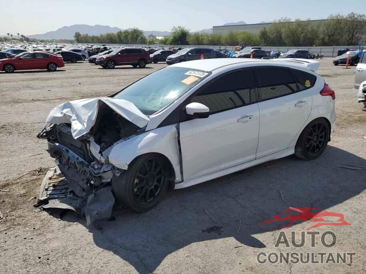 FORD FOCUS 2017 - 1FADP3L99HL310379