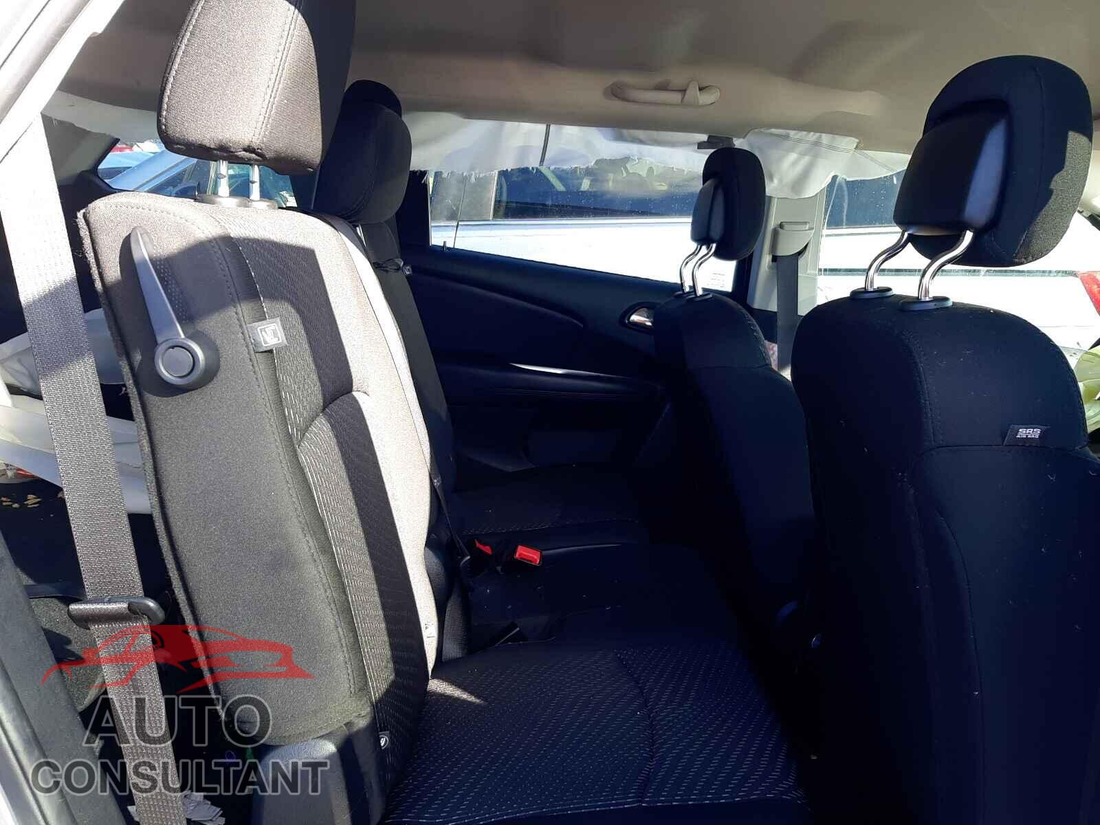 DODGE JOURNEY 2020 - 3C4PDCAB1LT261357