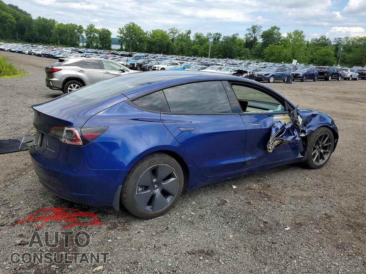 TESLA MODEL 3 2022 - 5YJ3E1EBXNF334995
