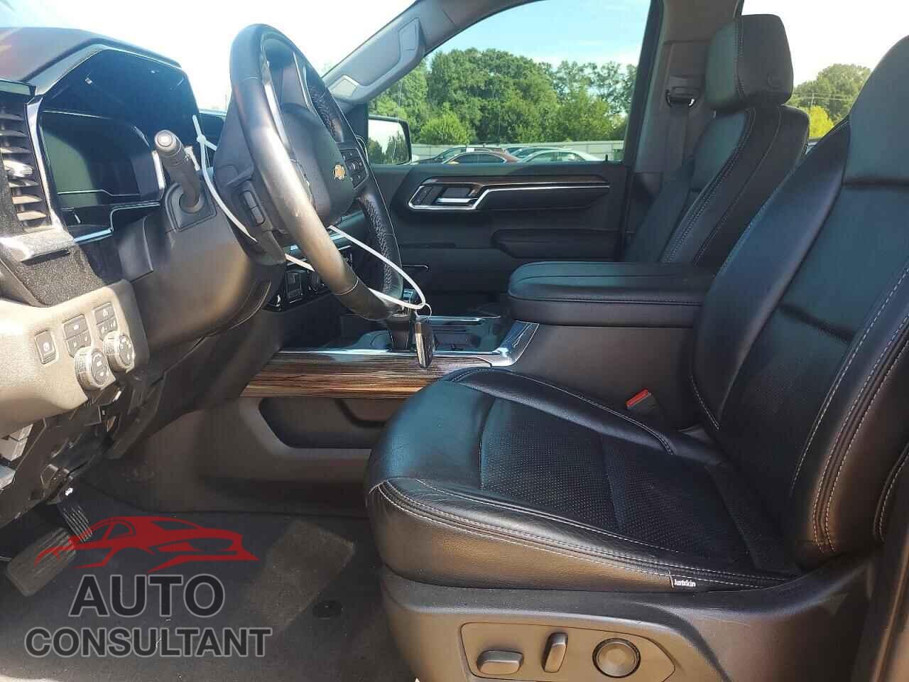 CHEVROLET SILVERADO 2023 - 2GCUDDED1P1138721