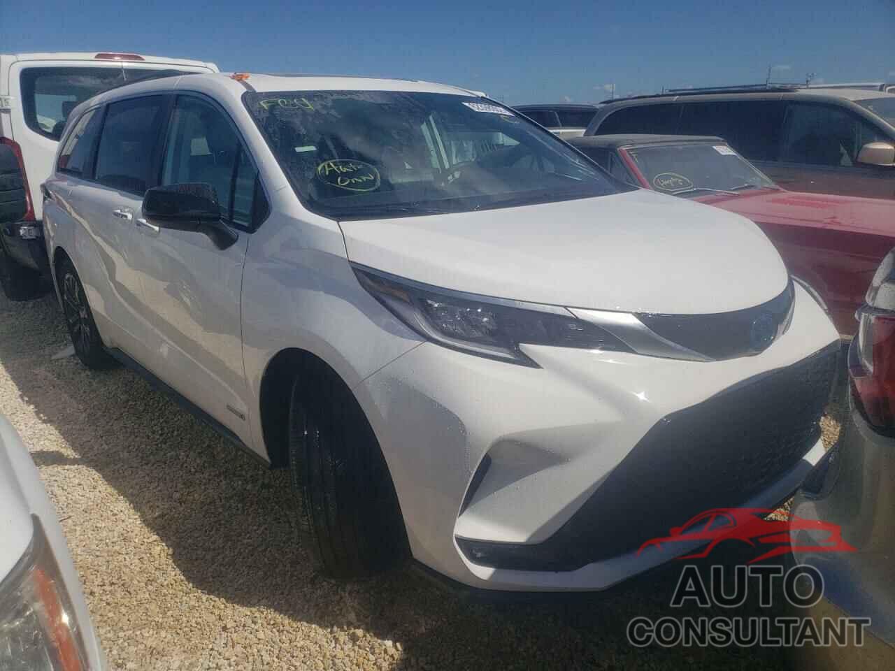 TOYOTA SIENNA 2021 - 5TDDRKECXMS040577