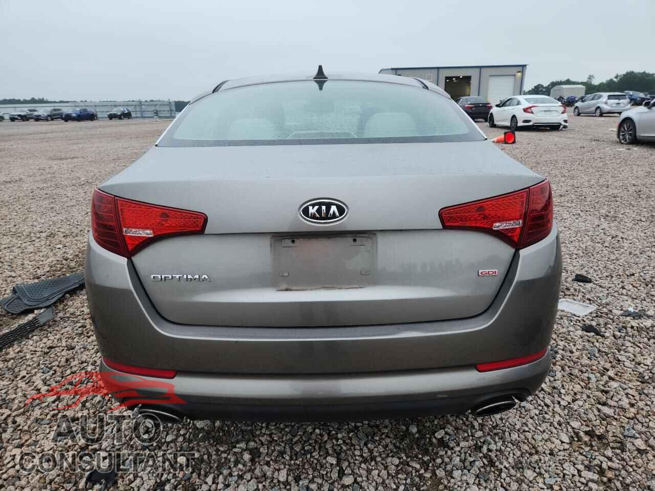 KIA OPTIMA 2012 - 5XXGM4A76CG045789