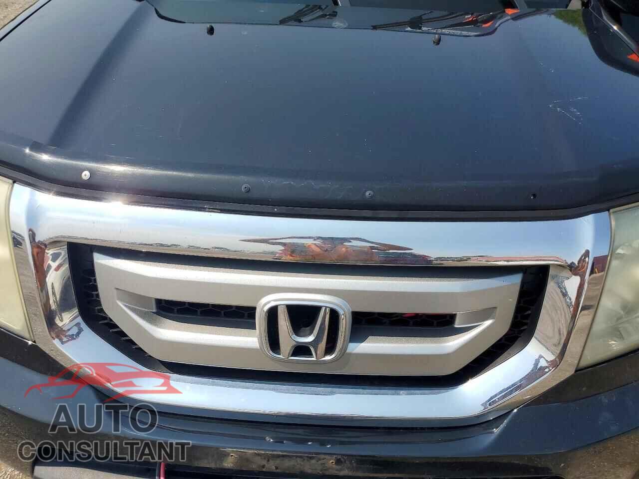 HONDA PILOT 2011 - 5FNYF4H49BB501893