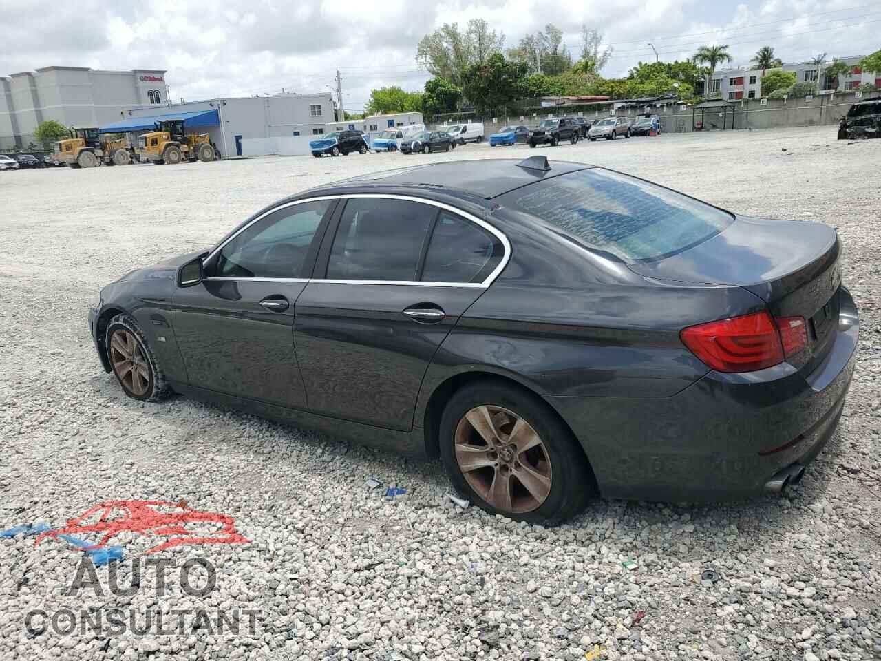 BMW 5 SERIES 2011 - WBAFR1C52BC738331