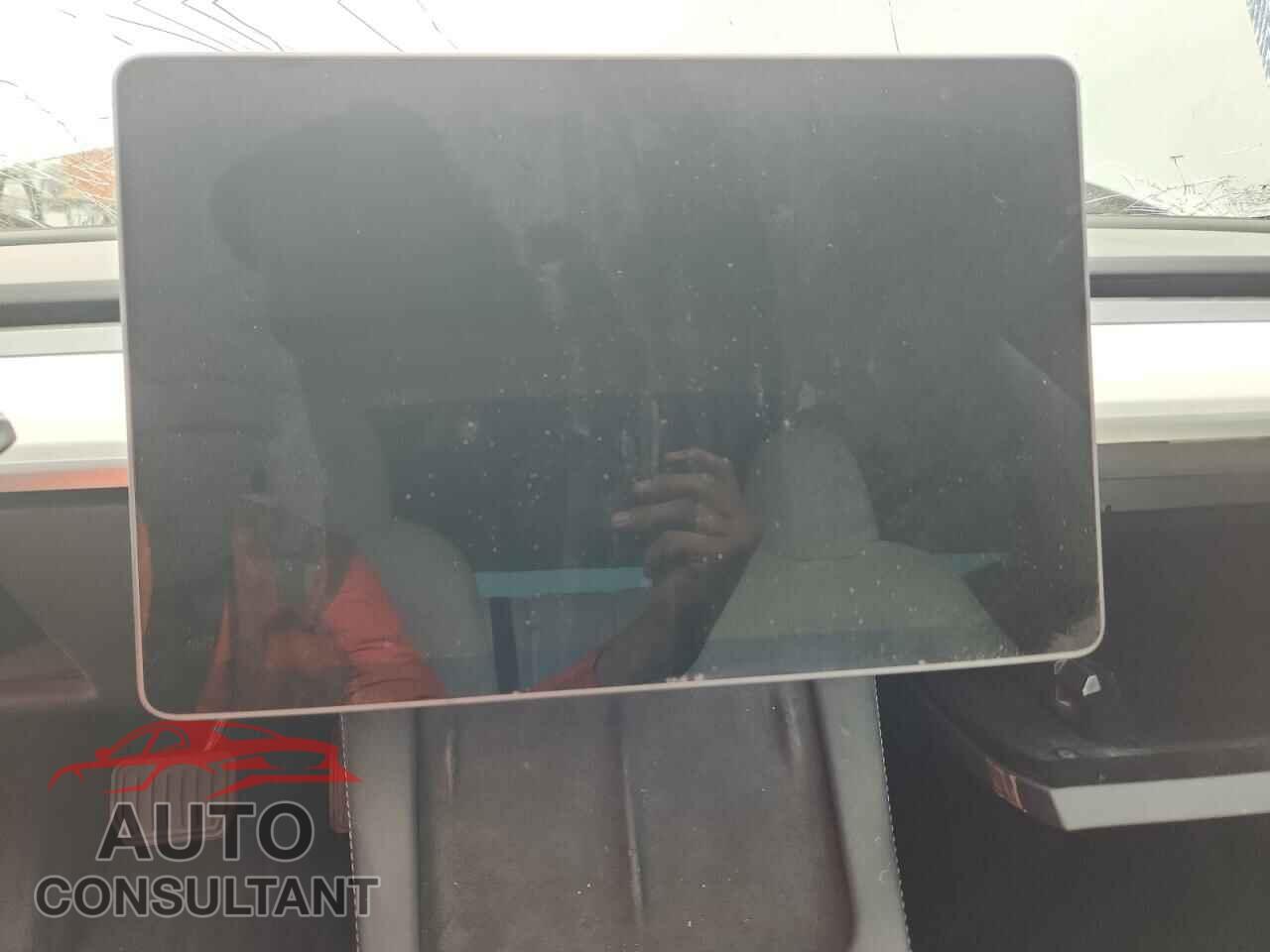 TESLA MODEL 3 2023 - 5YJ3E1EA2PF497375