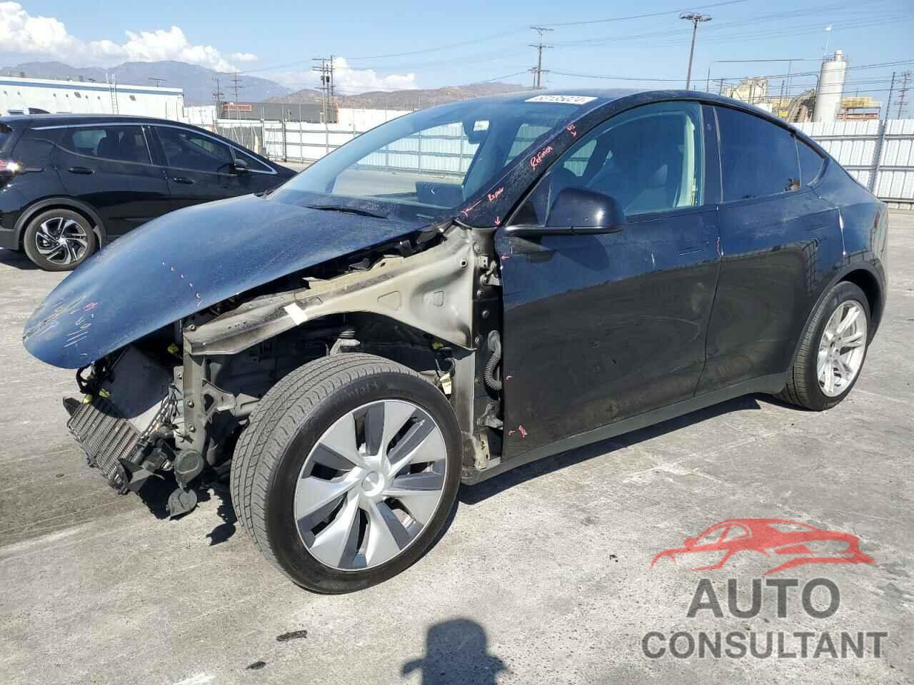 TESLA MODEL Y 2022 - 7SAYGDEE3NF352754