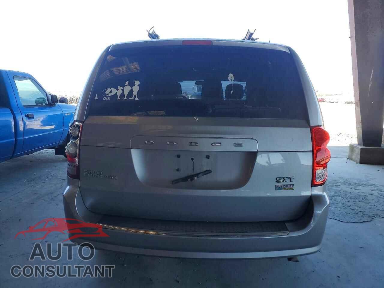DODGE CARAVAN 2015 - 2C4RDGBG1FR607473
