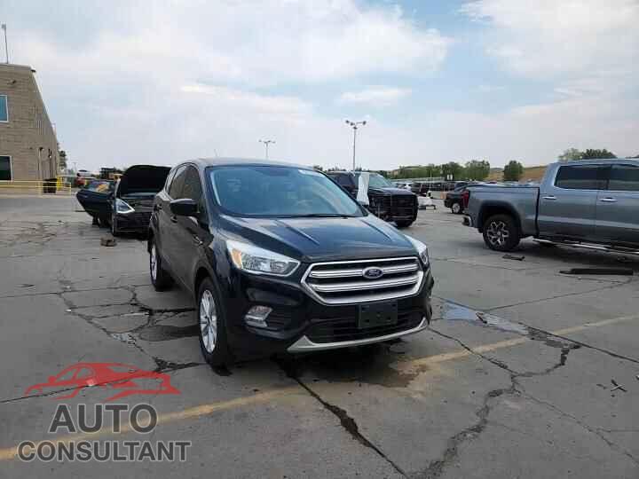 FORD ESCAPE 2017 - 1FMCU9GD2HUC25888
