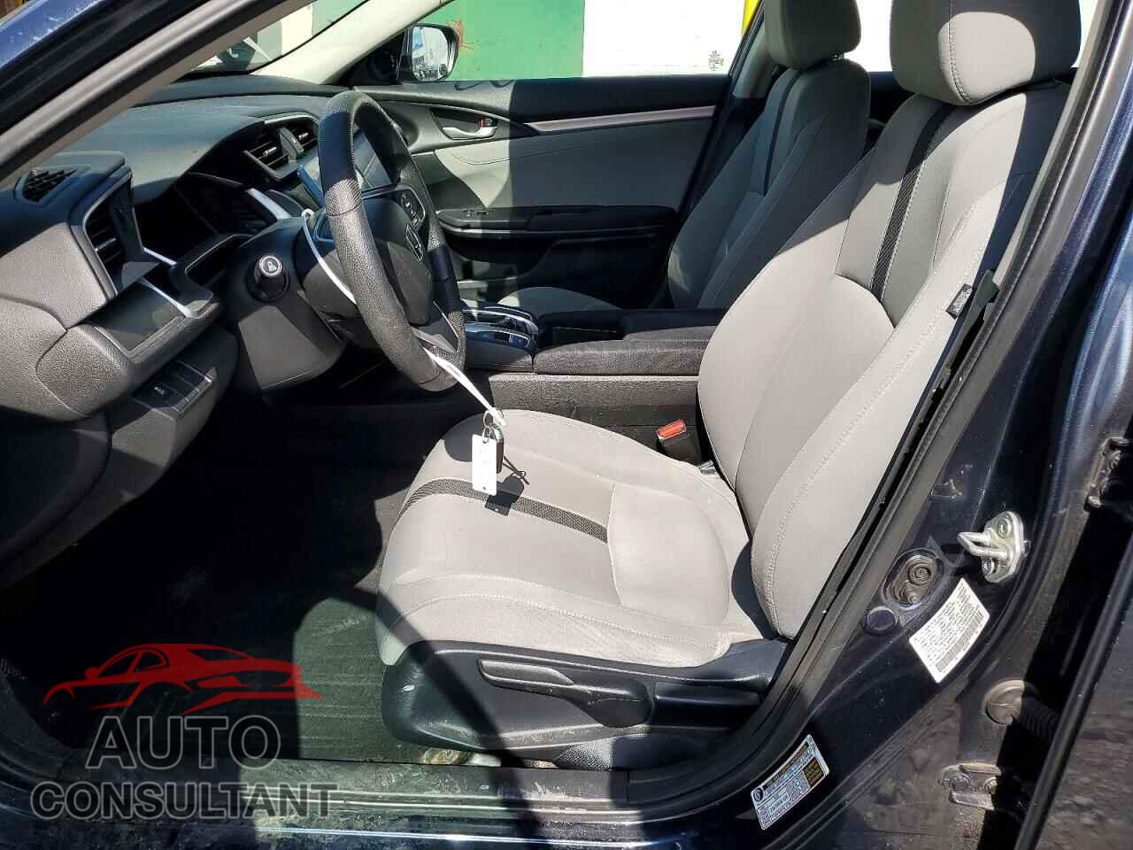 HONDA CIVIC 2018 - 2HGFC2F76JH516072