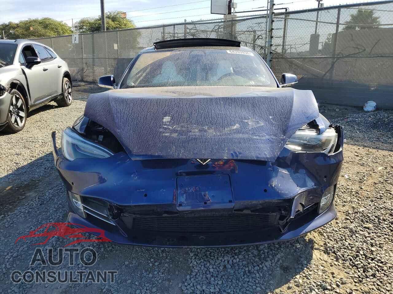 TESLA MODEL S 2018 - 5YJSA1E25JF276702