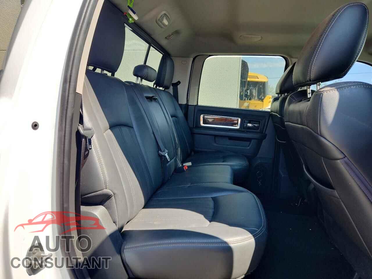 DODGE RAM 1500 2012 - 1C6RD7NT4CS234990