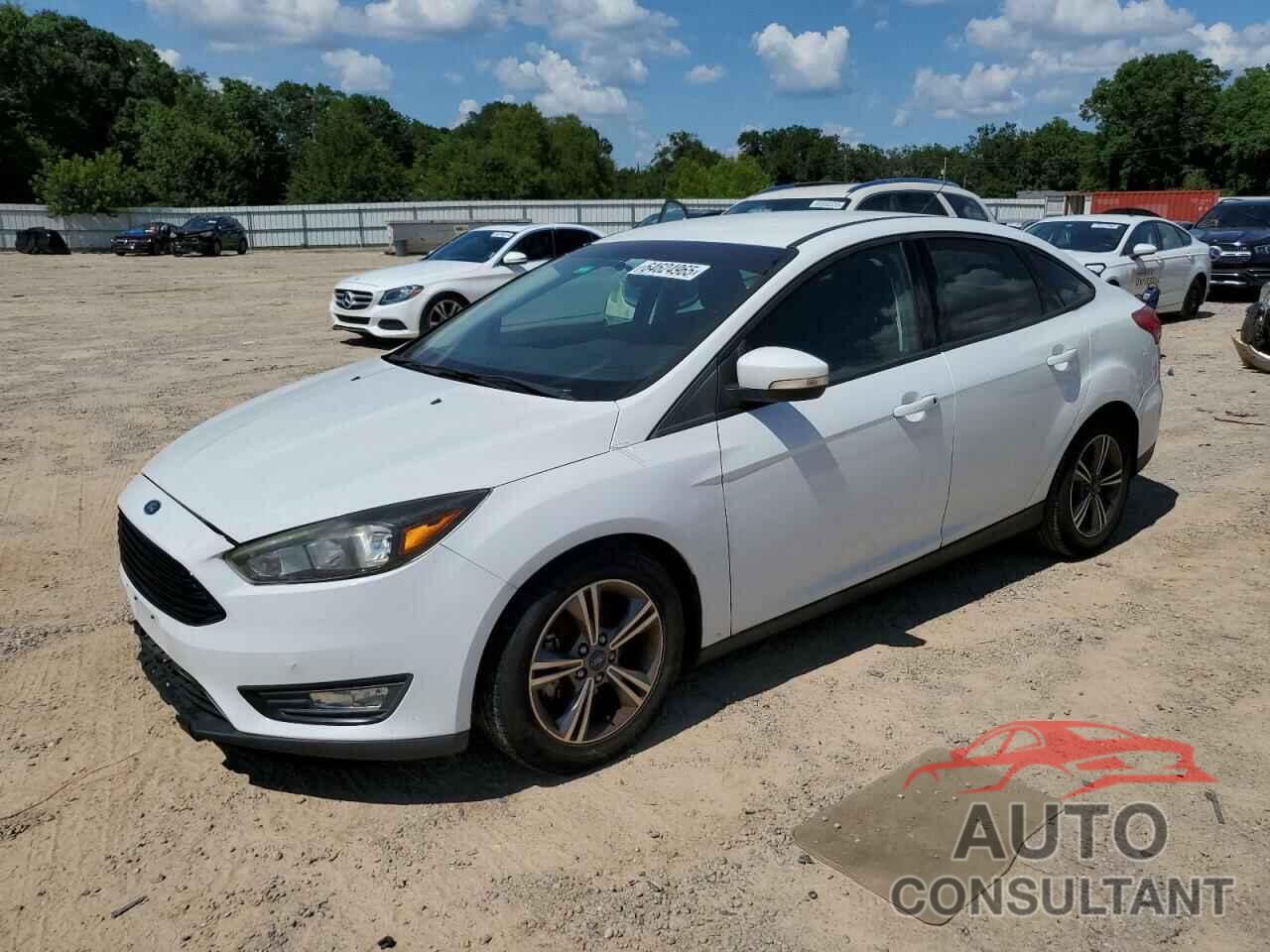 FORD FOCUS 2017 - 1FADP3FE9HL348123