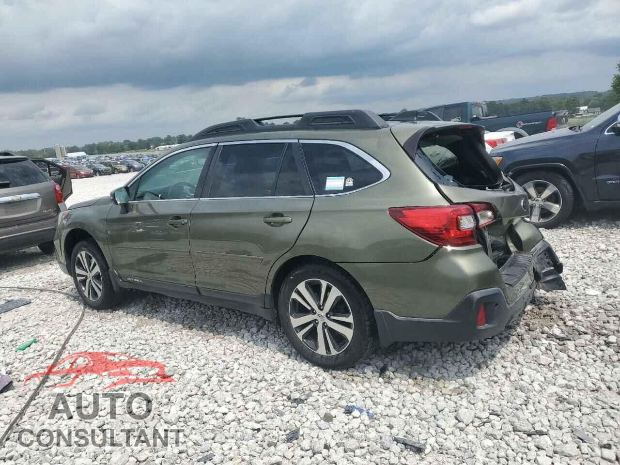 SUBARU OUTBACK 2018 - 4S4BSANC2J3302526
