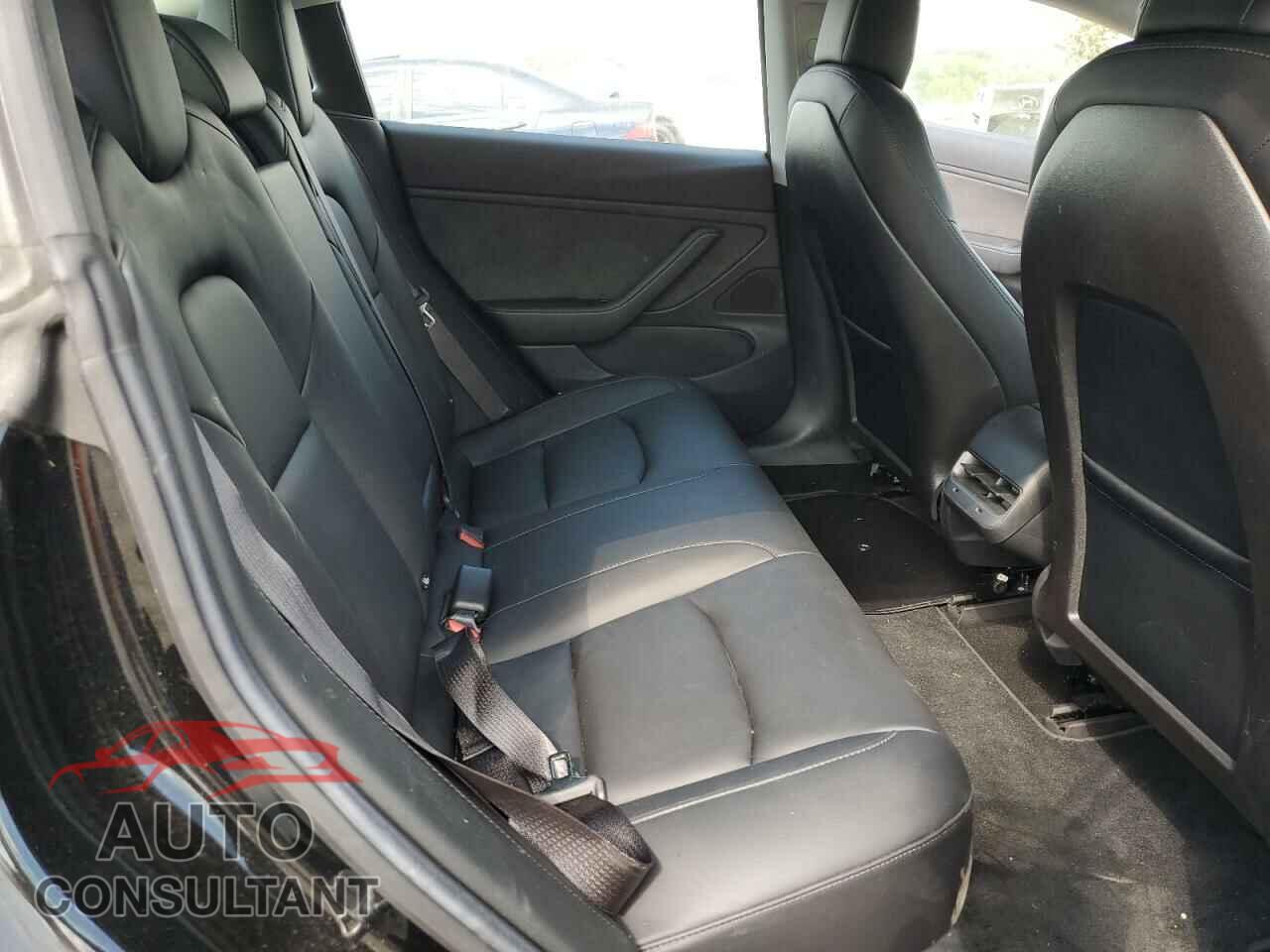 TESLA MODEL 3 2018 - 5YJ3E1EA7JF056669
