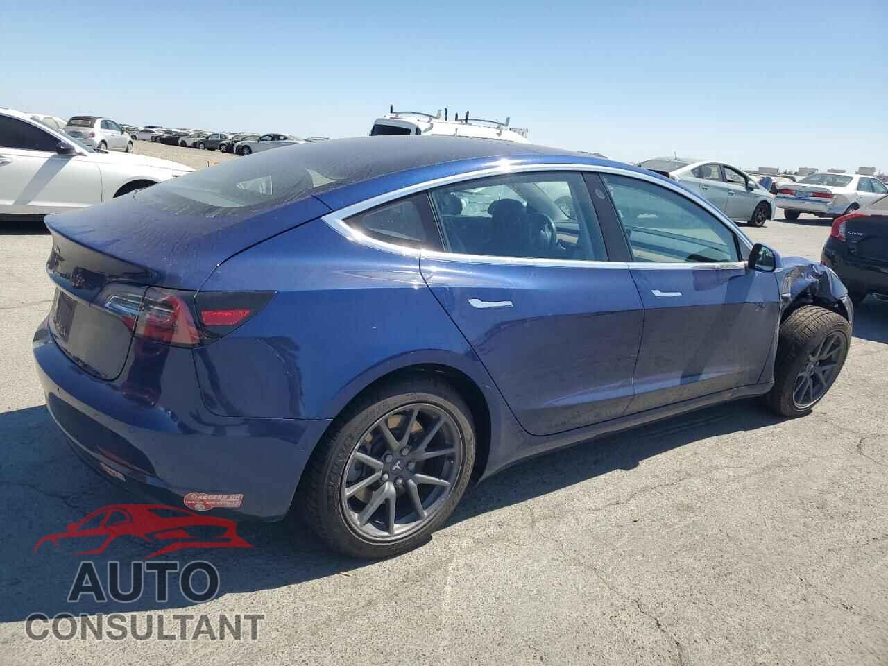 TESLA MODEL 3 2018 - 5YJ3E1EA1JF076691