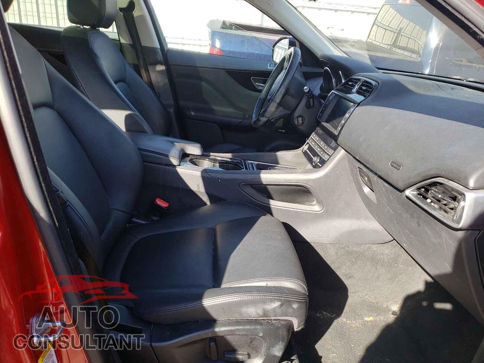 JAGUAR F-PACE 2017 - SADCJ2BV1HA058272
