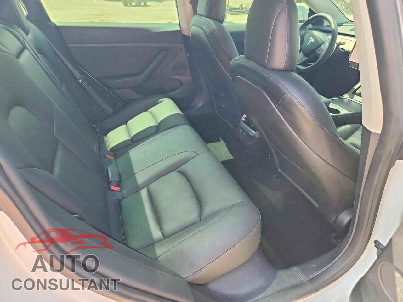 TESLA MODEL 3 2023 - 5YJ3E1EA9PF384698