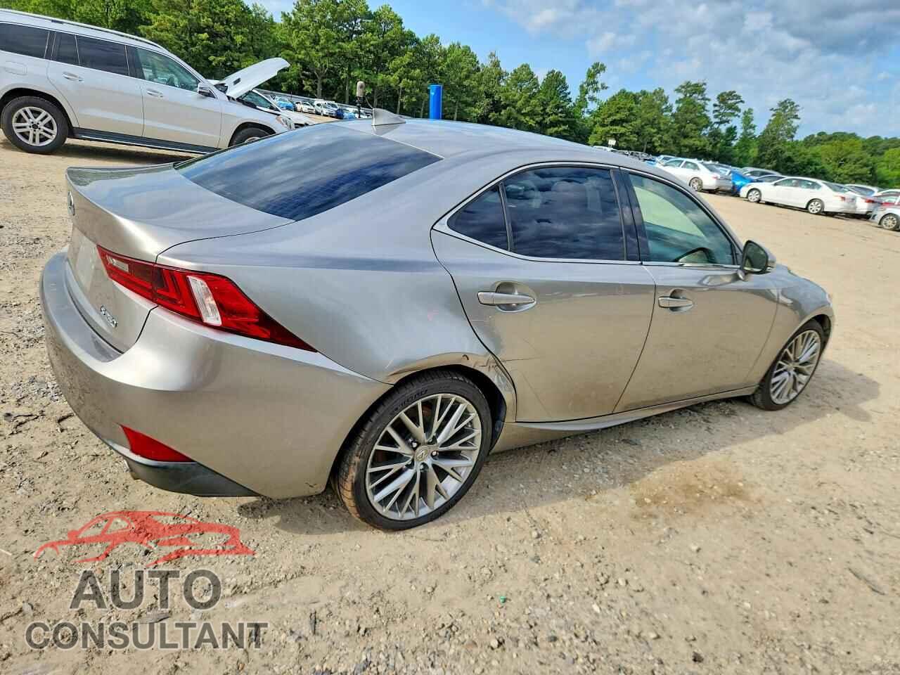 LEXUS IS 2014 - JTHBF1D28E5019638