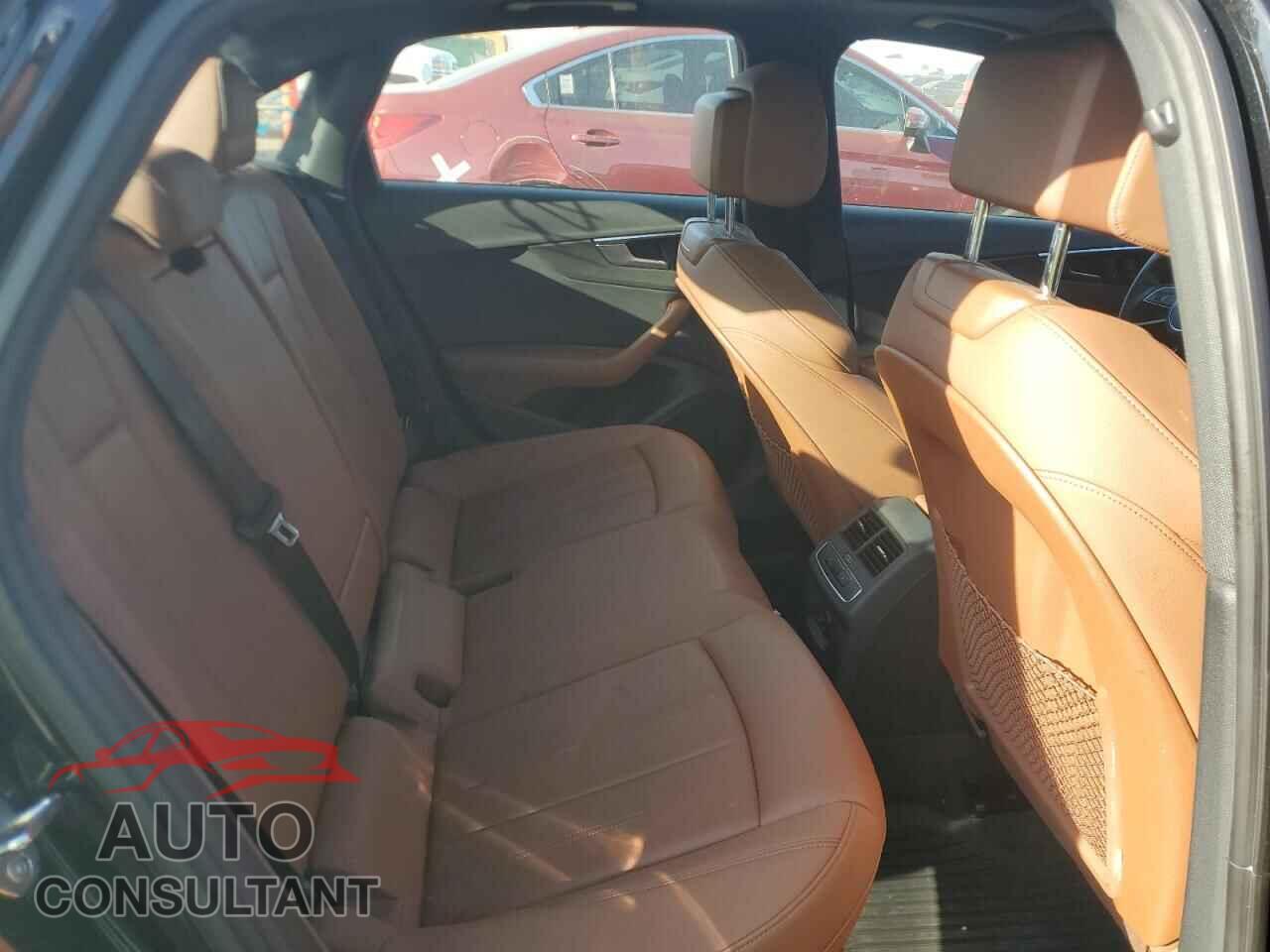 AUDI A4 2021 - WAUDAAF45MN011662