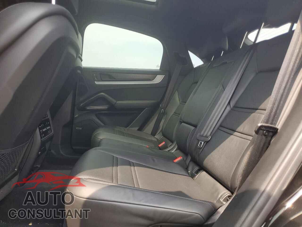 PORSCHE CAYENNE 2024 - WP1BA2AY7RDA54647