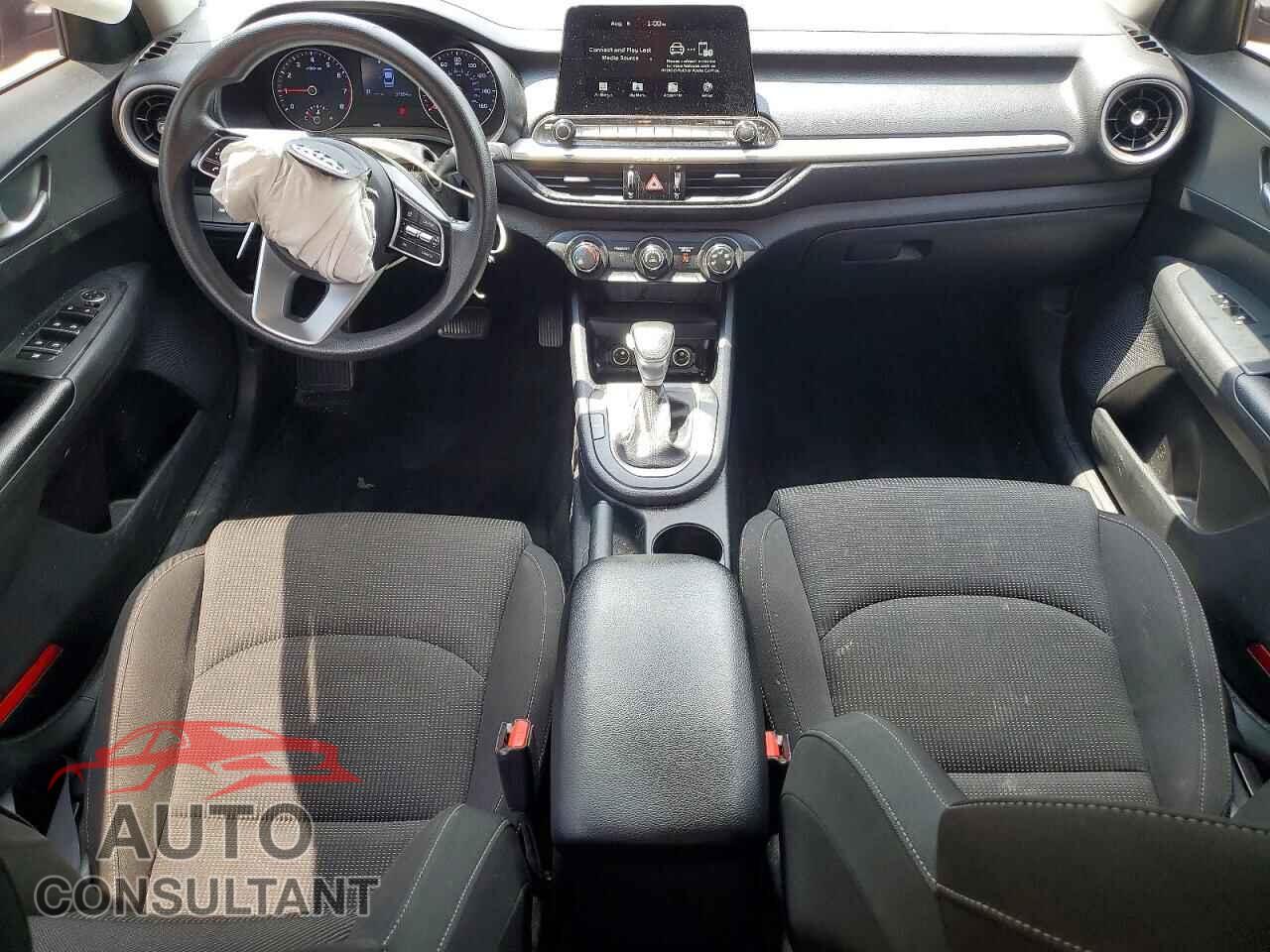 KIA FORTE 2021 - 3KPF24AD2ME273385