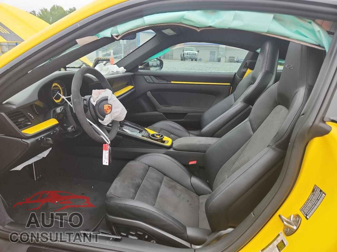 PORSCHE 911 2024 - WP0AB2A90RS218903