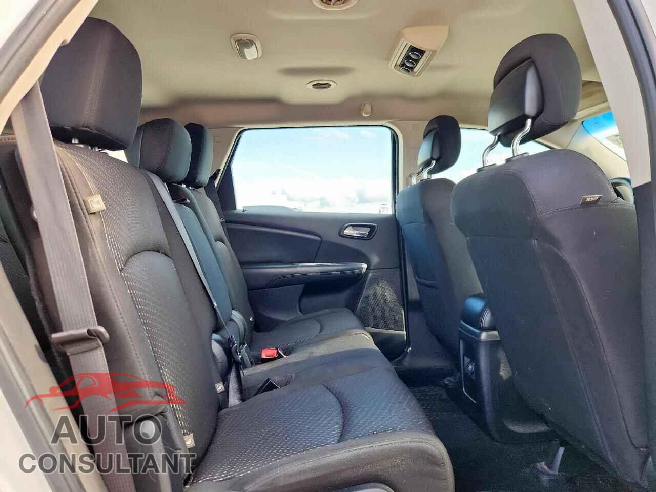 DODGE JOURNEY 2015 - 3C4PDCAB1FT525536