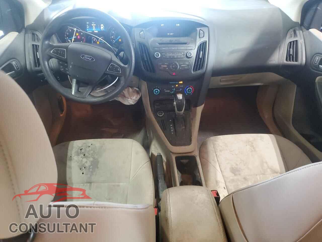 FORD FOCUS 2015 - 1FADP3F2XFL303808