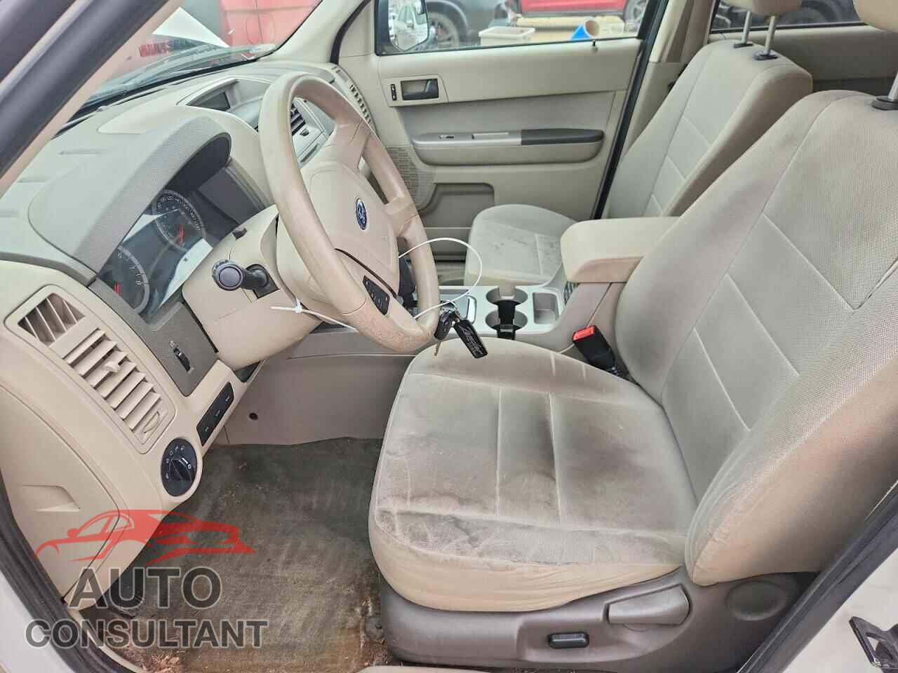 FORD ESCAPE 2011 - 1FMCU0DGXBKA24074