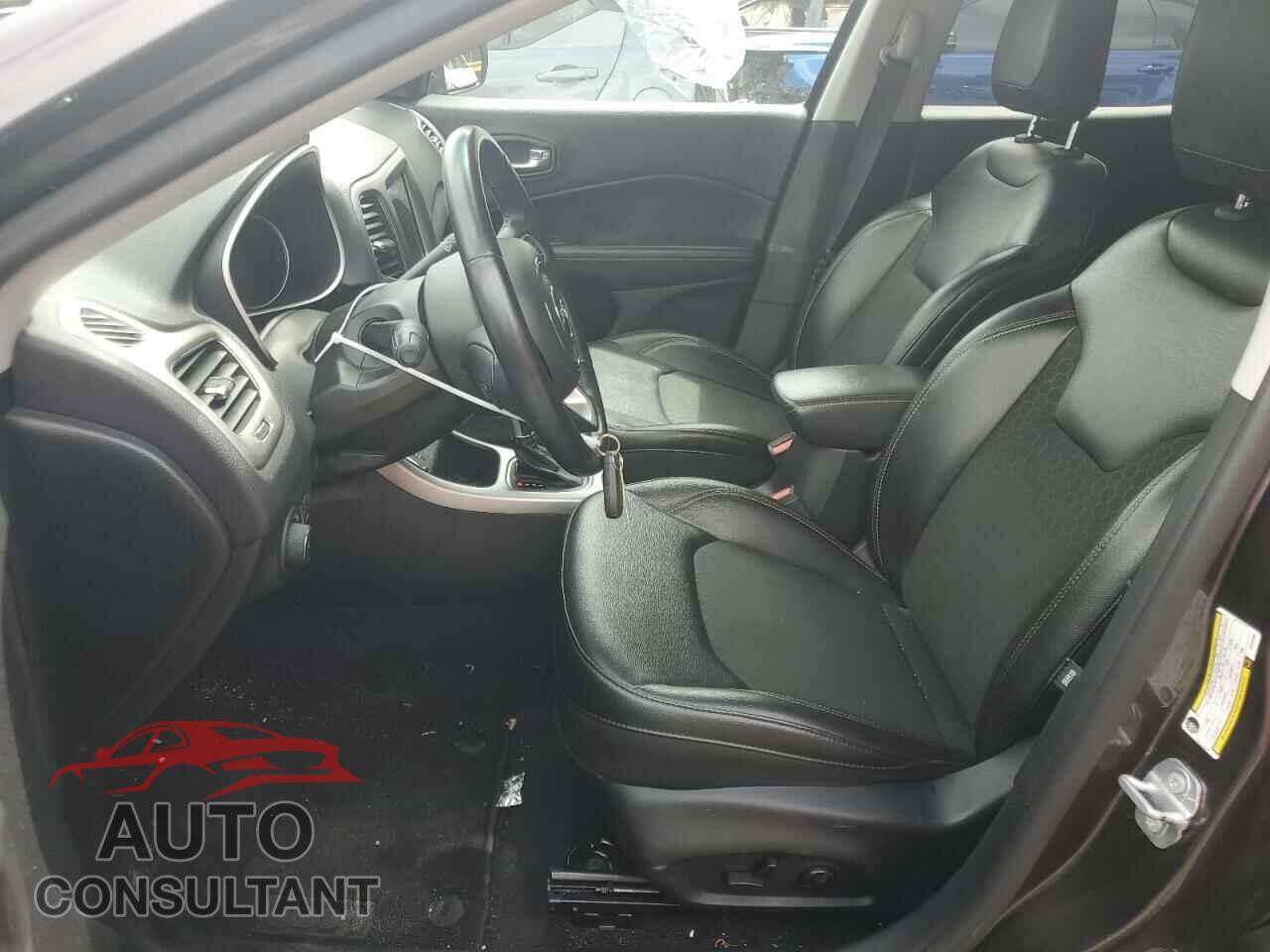 JEEP COMPASS 2018 - 3C4NJCBB4JT205294