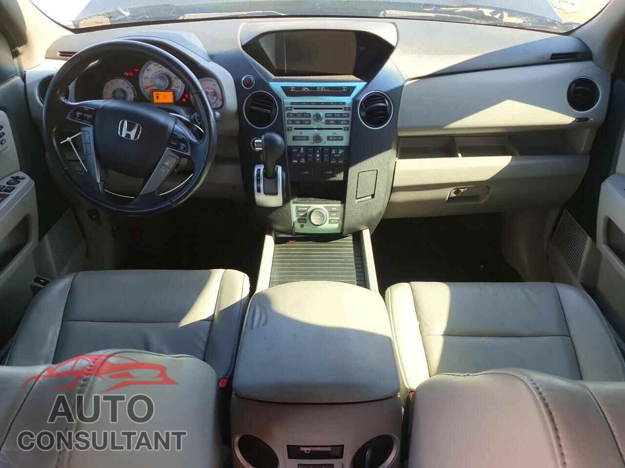 HONDA PILOT 2011 - 5FNYF4H95BB080962