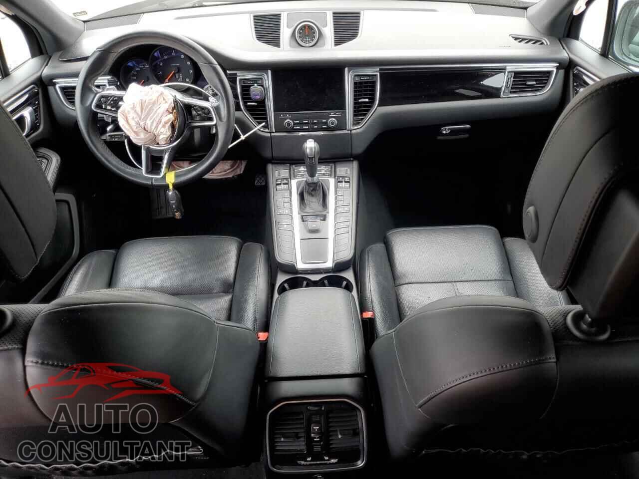 PORSCHE MACAN 2017 - WP1AA2A53HLB03543