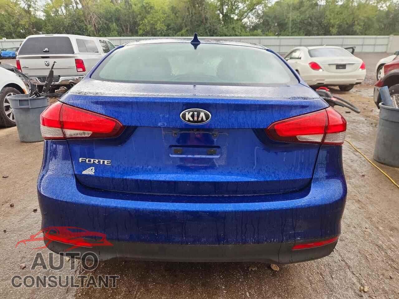 KIA FORTE 2017 - 3KPFL4A75HE010854