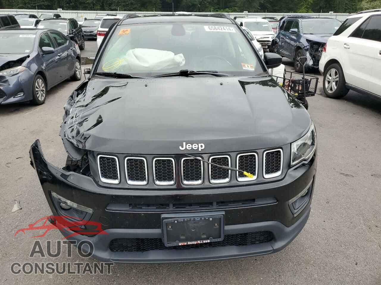 JEEP COMPASS 2017 - 3C4NJDBB0HT666718
