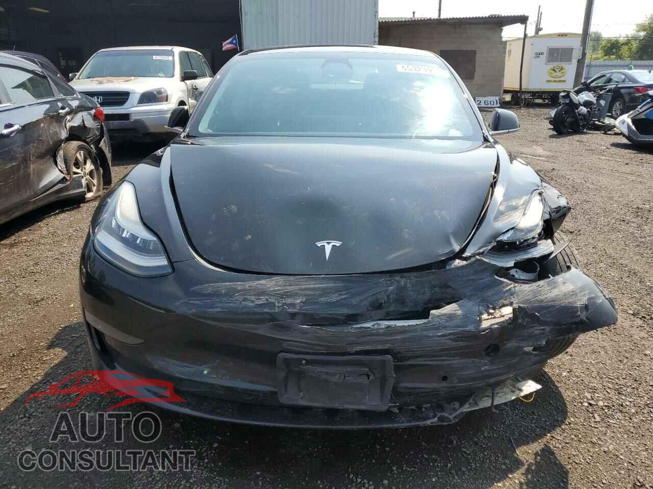 TESLA MODEL 3 2019 - 5YJ3E1EA8KF305286