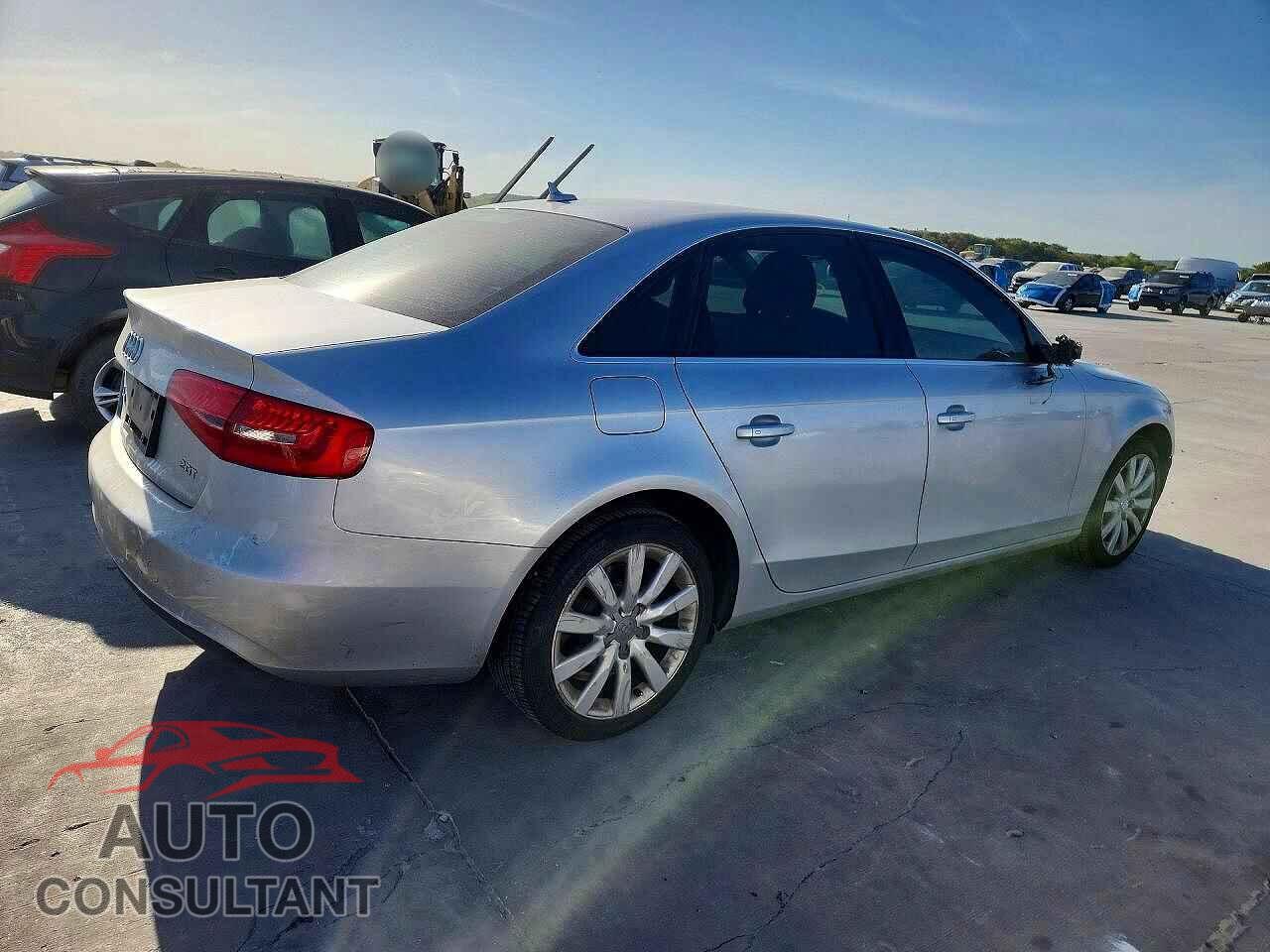AUDI A4 2013 - WAUAFAFL7DN038857