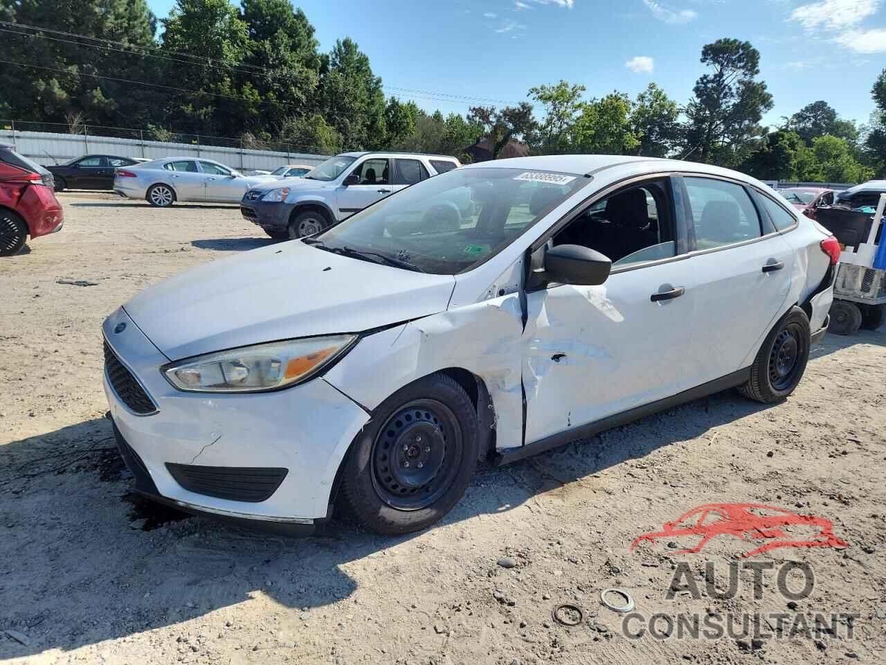 FORD FOCUS 2017 - 1FADP3E26HL256894