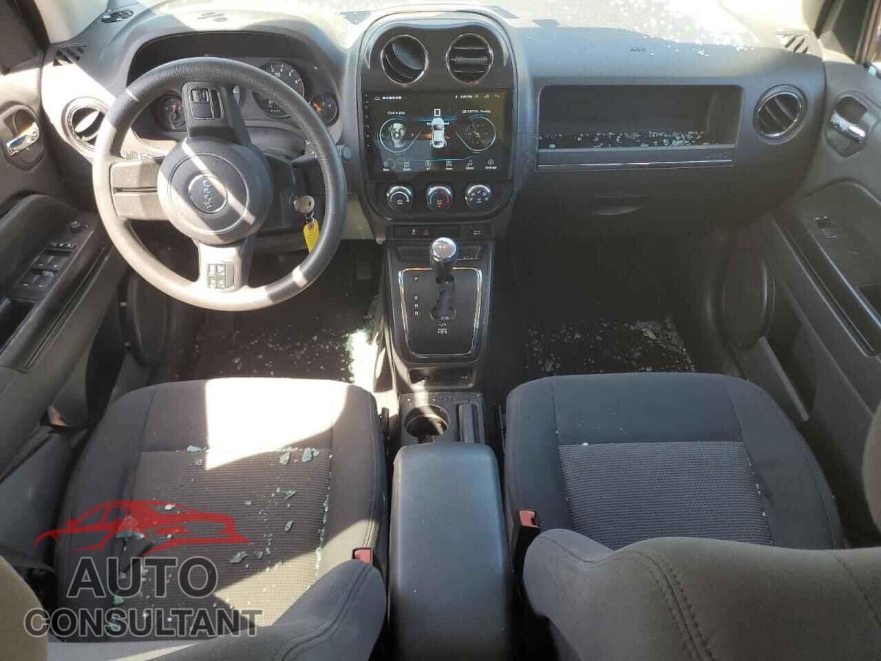 JEEP COMPASS 2011 - 1J4NF1FB3BD205109