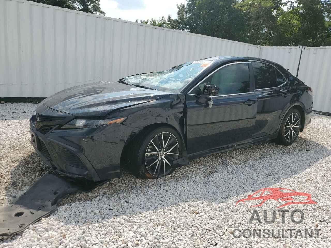 TOYOTA CAMRY 2022 - 4T1G11AK2NU705959