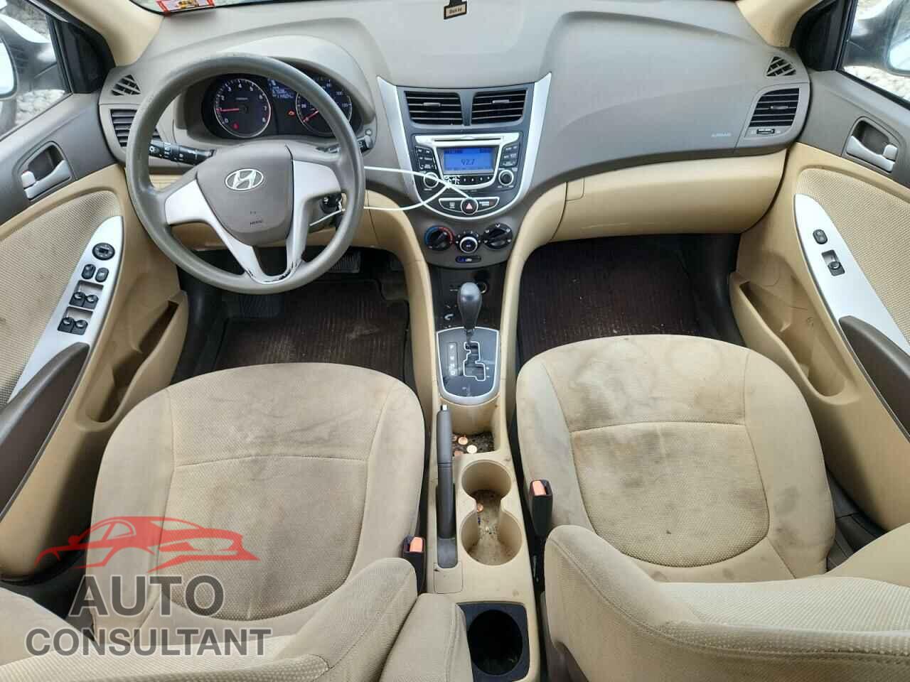 HYUNDAI ACCENT 2013 - KMHCT4AEXDU564142
