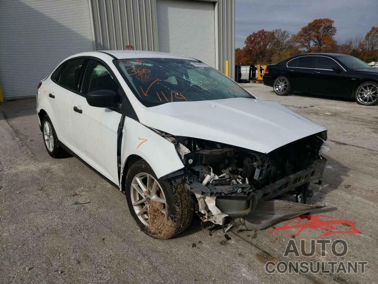 FORD FOCUS 2018 - 1FADP3E21JL284723