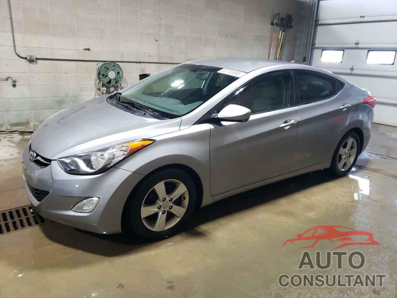HYUNDAI ELANTRA 2012 - KMHDH4AE8CU185970