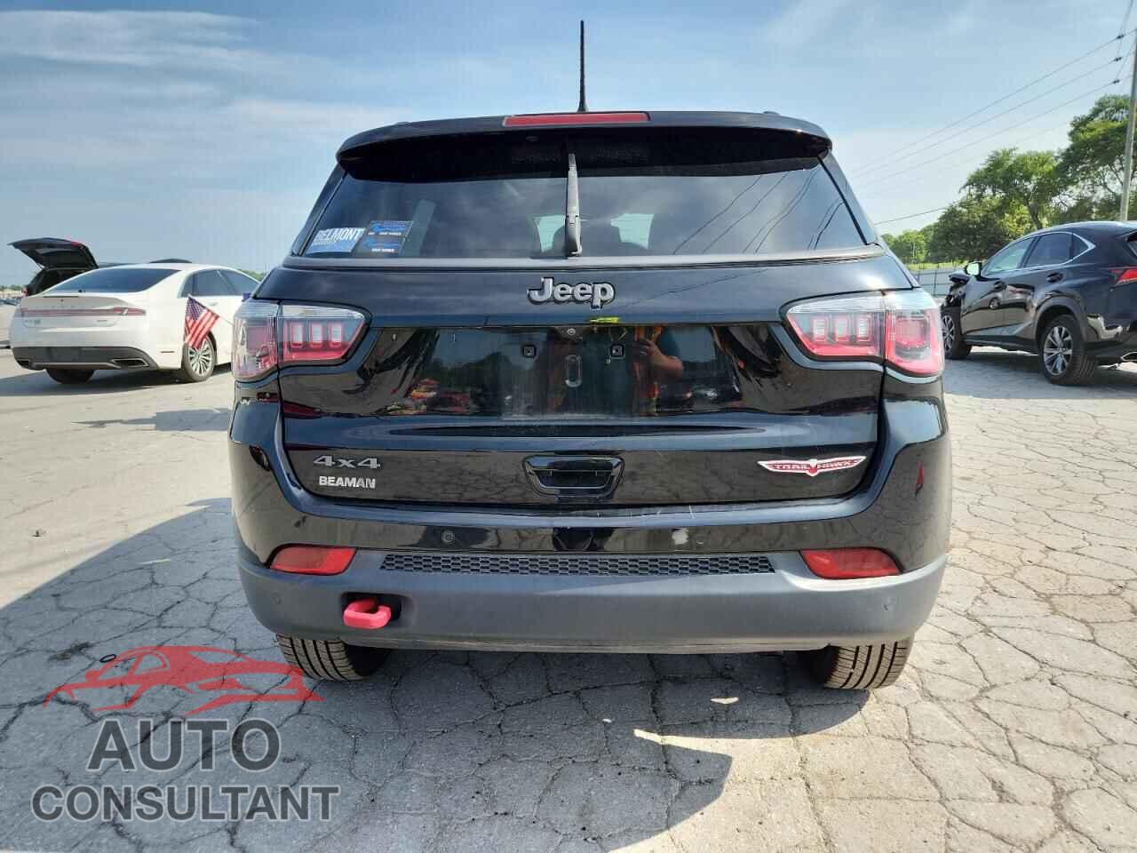JEEP COMPASS 2017 - 3C4NJDDB6HT641433