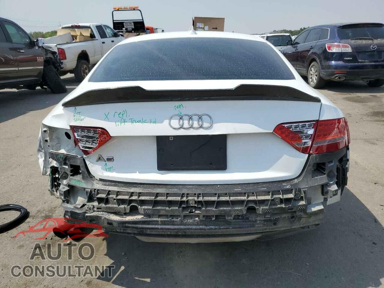 AUDI A5 2011 - WAULFAFR5BA028703