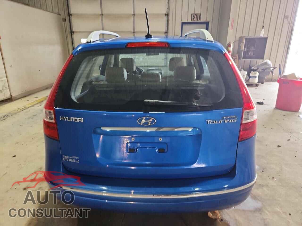HYUNDAI ELANTRA 2011 - KMHDC8AE3BU099082